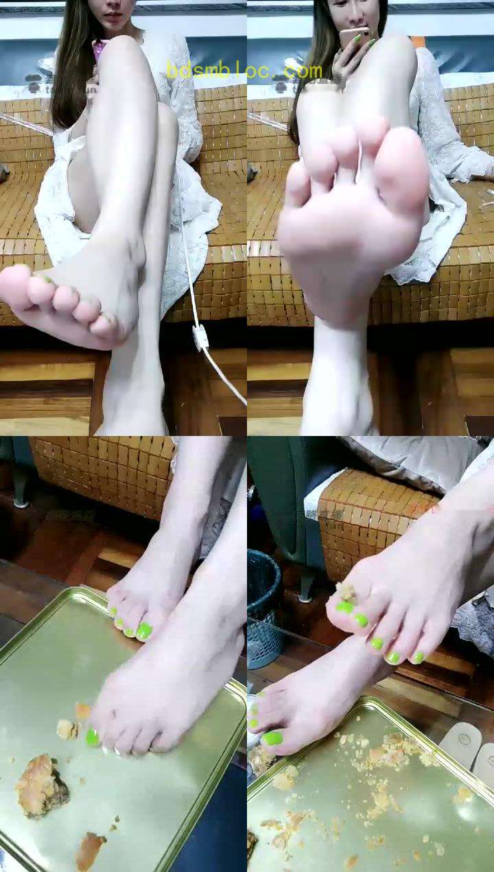 【微希】第一视角裸足诱惑