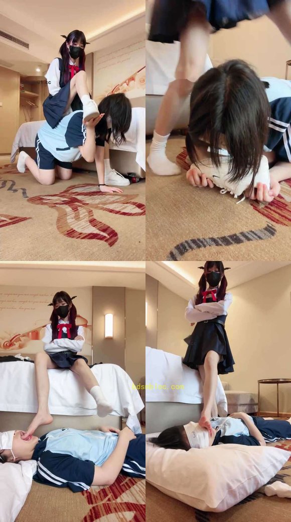 【奶味小仙女】女学生狗-清理小白鞋白袜/骑马骑脖/衣架抽
