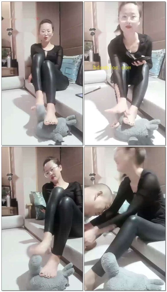 【女王菲主】红绿灯虐乳四波真人版