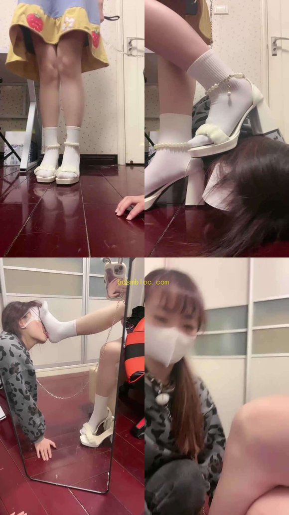 【橘子没熟】开发闺蜜舔白棉袜