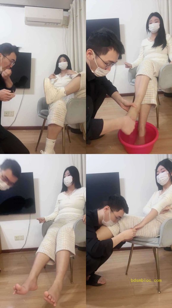 【桃桃樱】伺候沐足/裸足蹂躏/小白鞋白袜虐