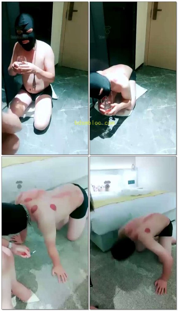 【丹丹S】贱狗圣水喝饱，赏赐舔鞋底【续二】