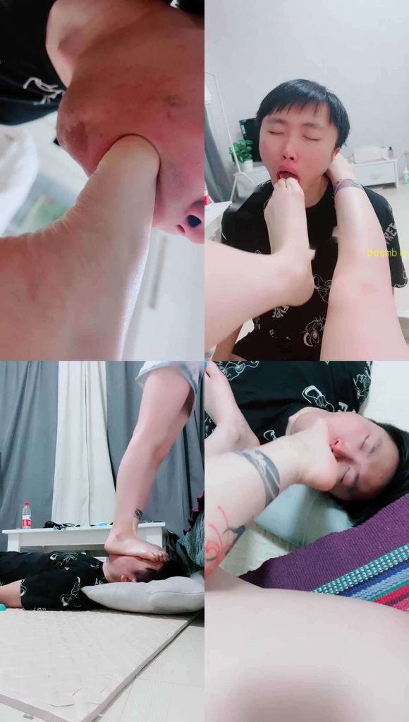 【领主老大】闻舔原味白袜裸足/踩脸/插嘴