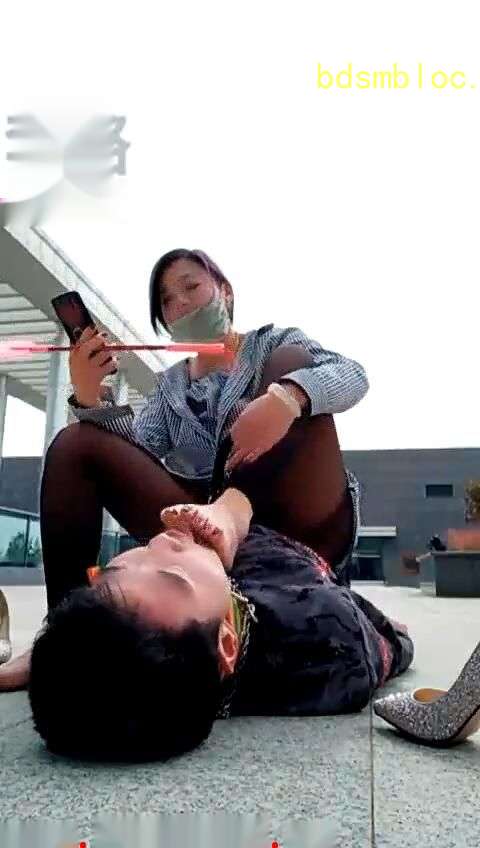 【琳琳女王S】户外玩玩小贱狗