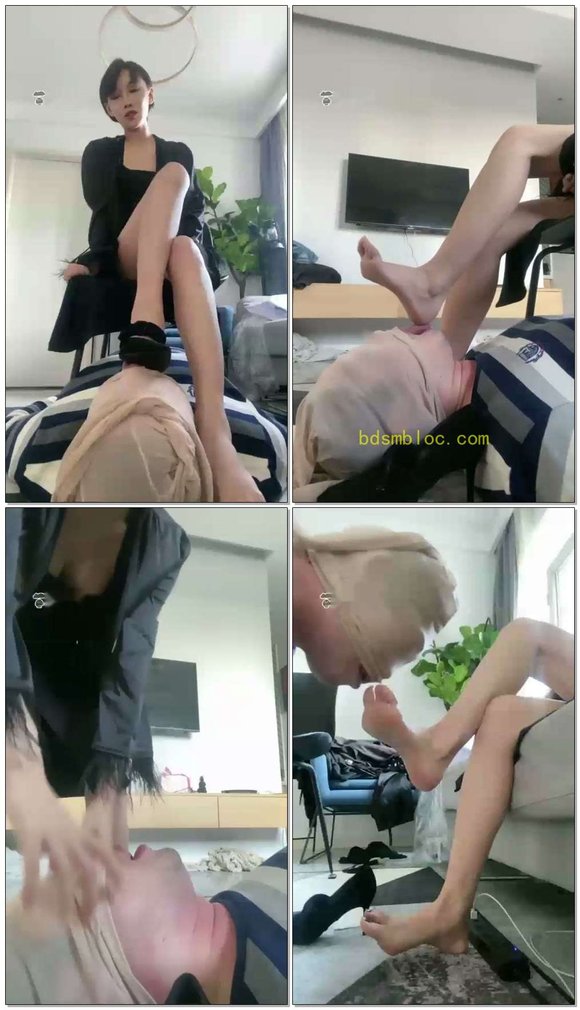 【伊茜】脚奴，小轻口舔鞋恋足