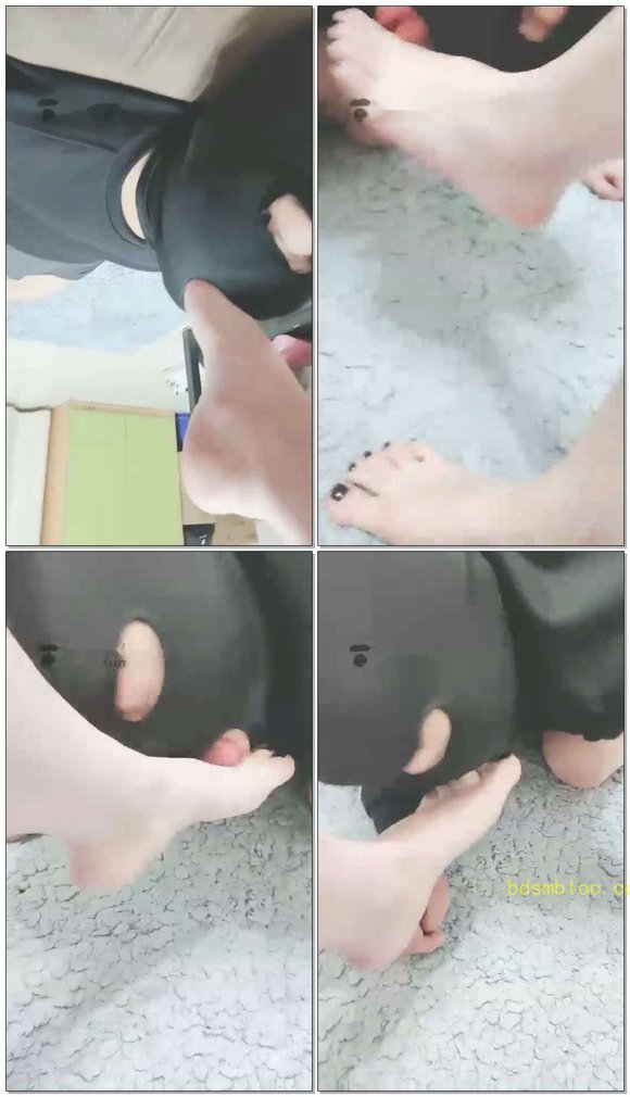 【灵竹S】沙发上深喉，狗狗欲罢不能