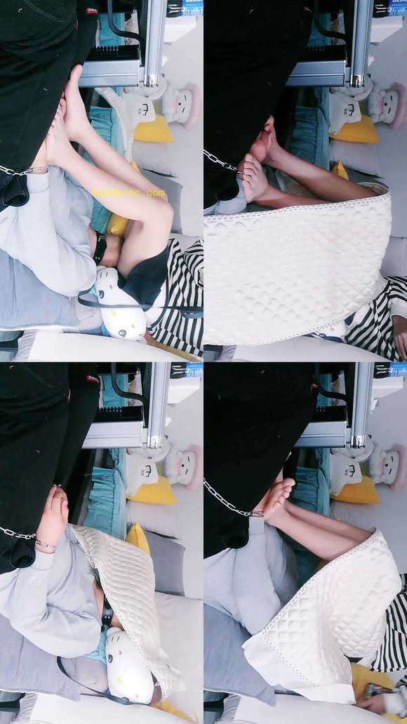 【小妈咪】铁链囚禁/坐脸窒息